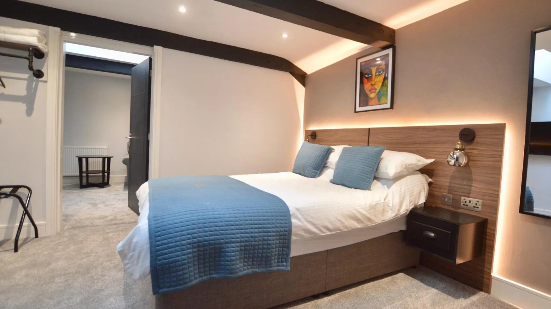 The Abbots Boutique Hotel سيلبي
