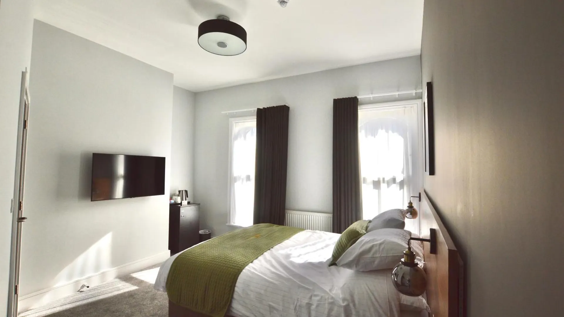 The Abbots Boutique Hotel سيلبي