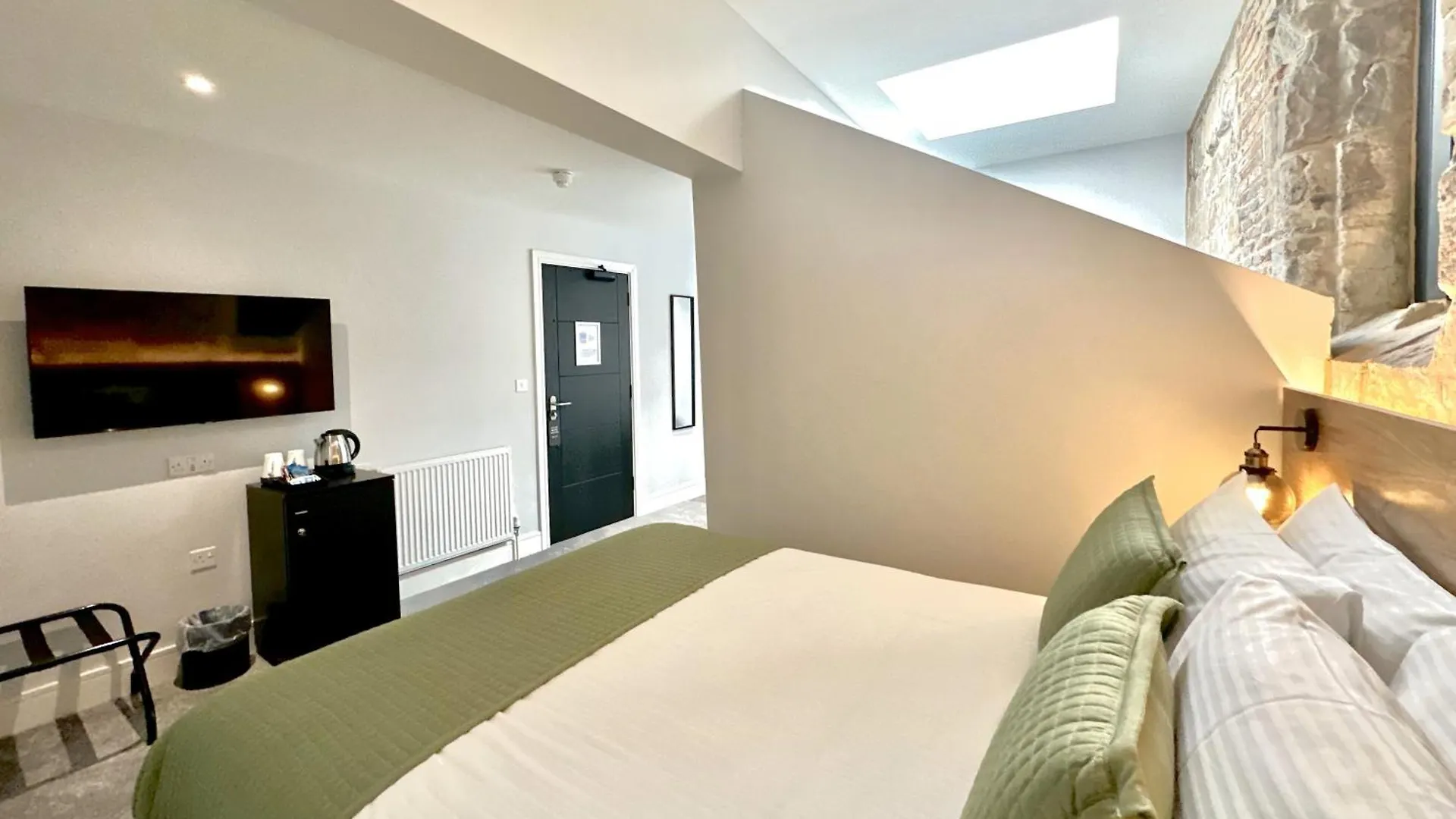 The Abbots Boutique Hotel سيلبي